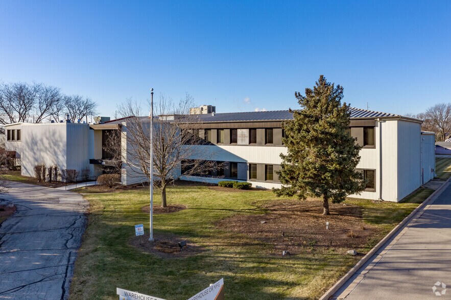 Primary Photo Of 435 6th St, Menasha Warehouse For Lease