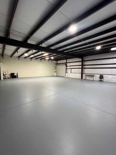 More Photos Of 4315 Magnum St, Little River Warehouse For Lease