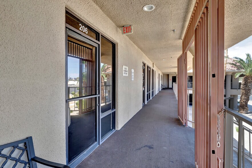 More Photos Of 5701 W Charleston Blvd, Las Vegas Medical For Sale