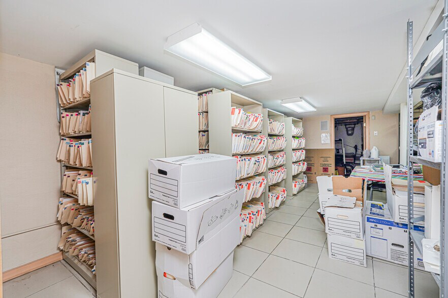 More Photos Of 237 Bay Ridge Pky, Brooklyn Apartments For Sale