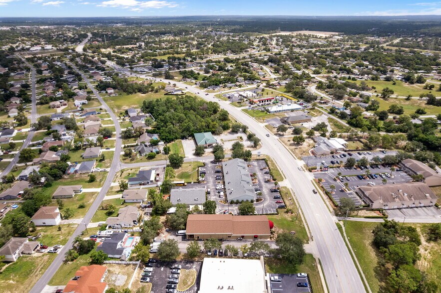 More Photos Of 5149 Mariner Blvd, Spring Hill Flex For Sale