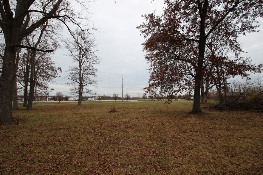 More Photos Of 0 Jackson Street St, Muncie Land For Sale
