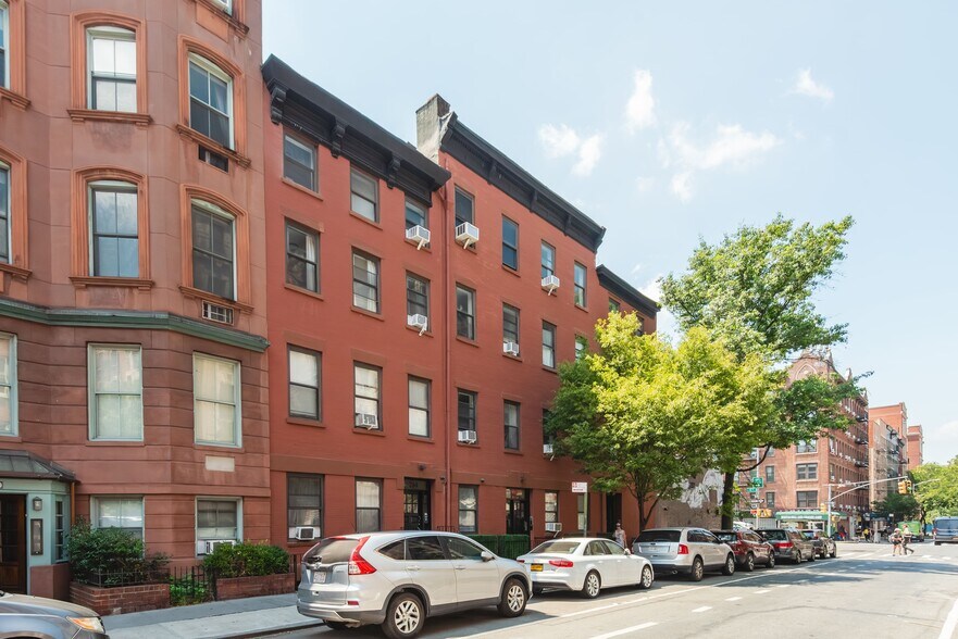 More Photos Of 212 Eighth Ave, New York Apartments For Sale
