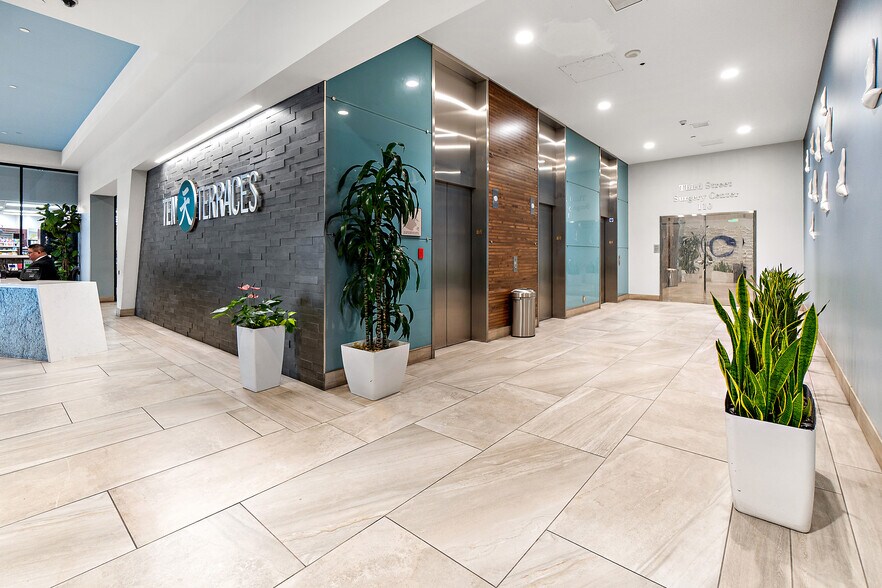 More Photos Of 420 E 3rd St, Los Angeles Medical For Lease