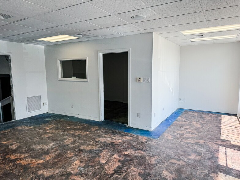 More Photos Of 1316 S Adams St, Tallahassee Storefront For Lease