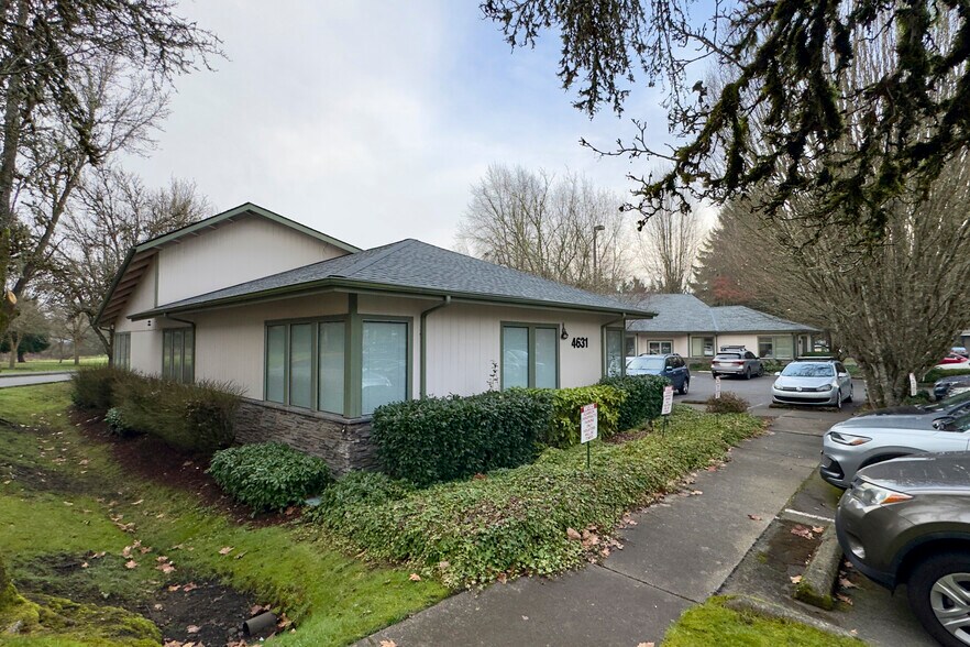 More Photos Of 4631 Whitman Ln SE, Lacey Medical For Lease