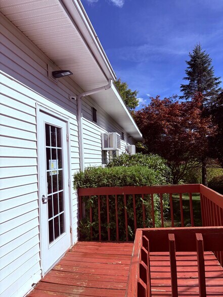 More Photos Of 1 Taylor Hill Rd, Lewiston Sports And Entertainment For Sale