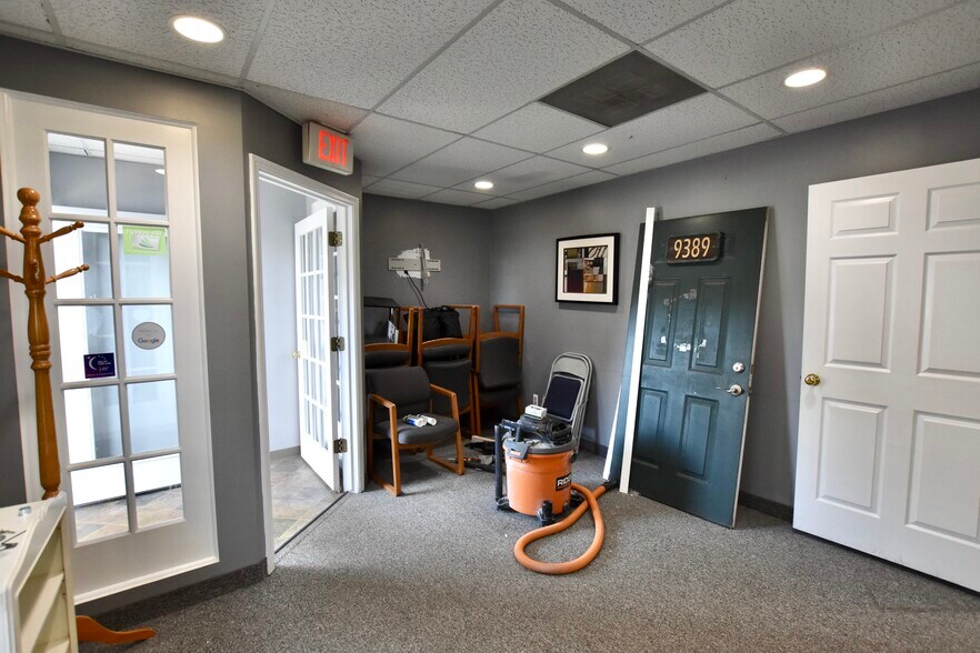 More Photos Of 9313-9333 N Haggerty Rd, Plymouth Office For Lease