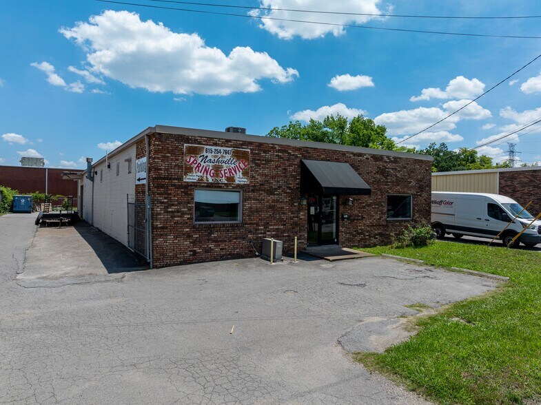 Primary Photo Of 216 Omohundro Pl, Nashville Warehouse For Sale