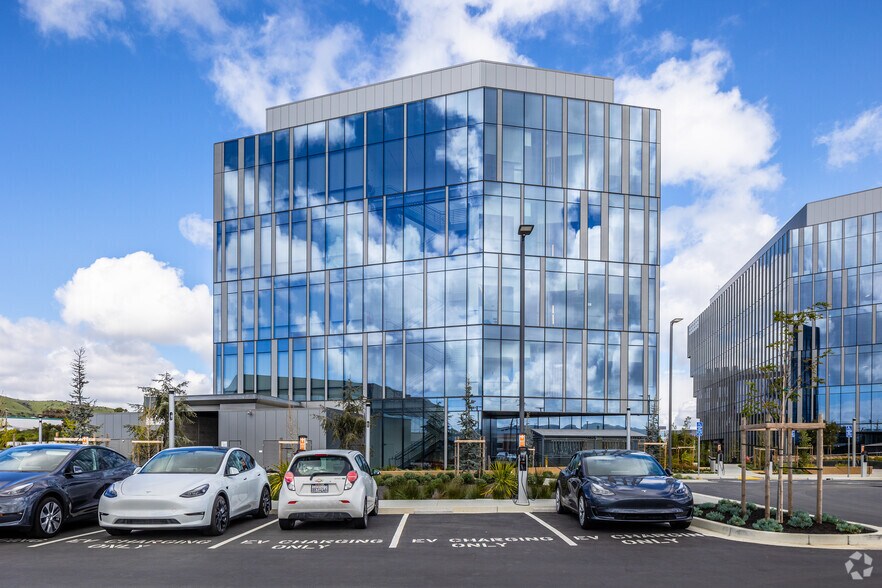 More Photos Of 480 Forbes Blvd, South San Francisco Research And Development For Lease