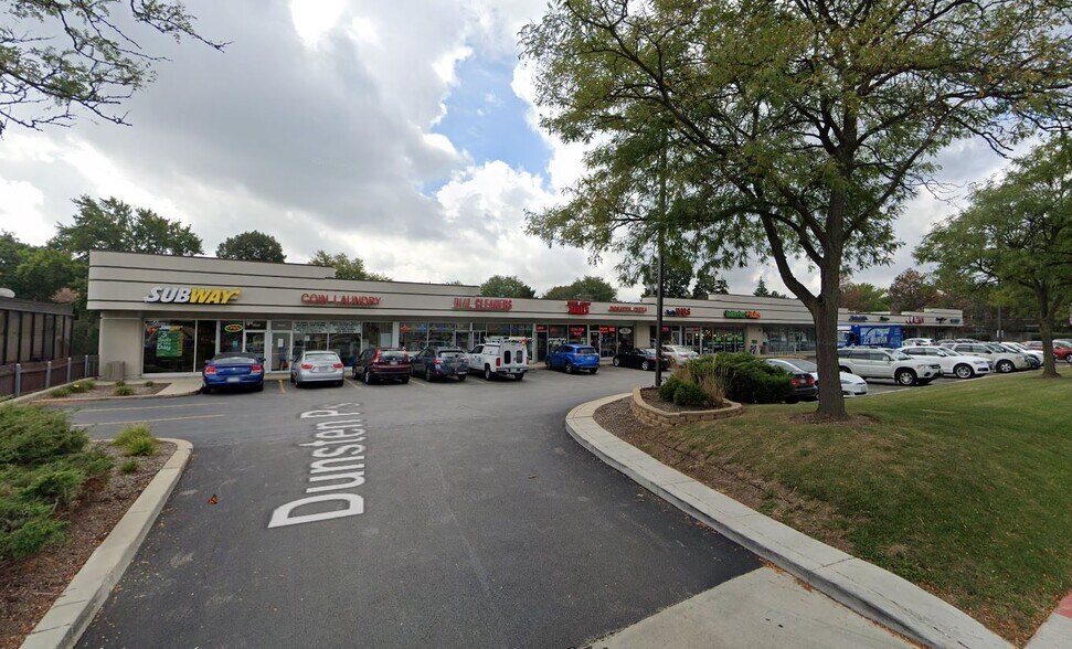 Primary Photo Of 2823-2855 Dundee Rd, Northbrook Storefront For Sale