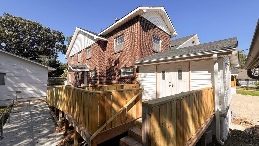 More Photos Of 501 S Topeka St, El Dorado Specialty For Sale