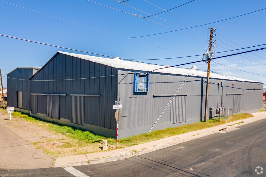 More Photos Of 1880 W Fillmore St, Phoenix Warehouse For Lease
