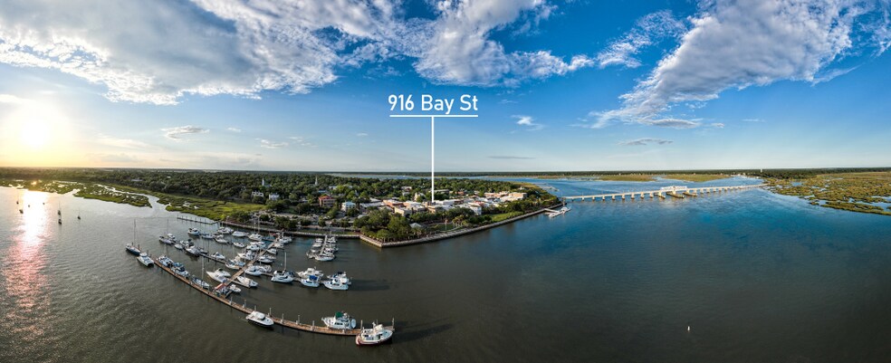More Photos Of 916 Bay St, Beaufort Office For Sale