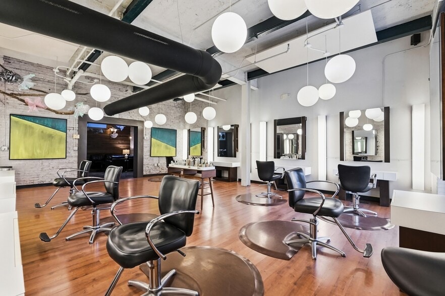 More Photos Of 1111 Central Ave, Charlotte Loft Creative Space For Sale
