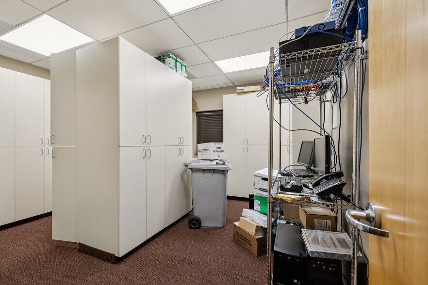 More Photos Of 550 Price Ave, Redwood City Office For Sale