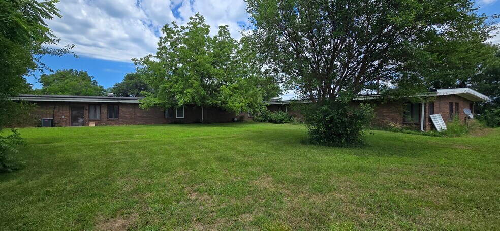 More Photos Of 2876 230th St, Sidney Assisted Living For Sale