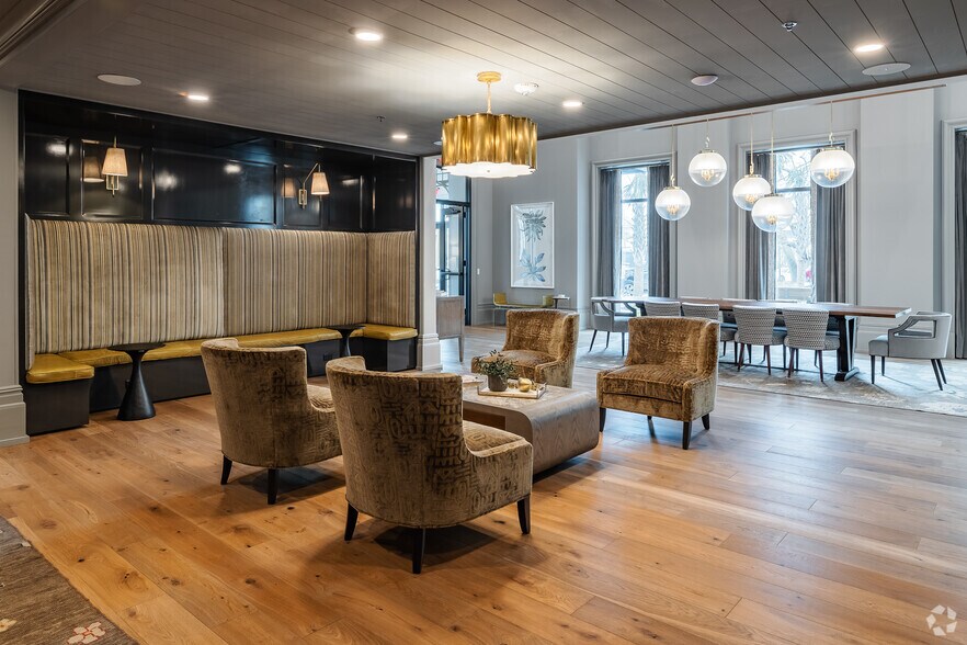 More Photos Of 838 Morrison Dr, Charleston Apartments For Lease