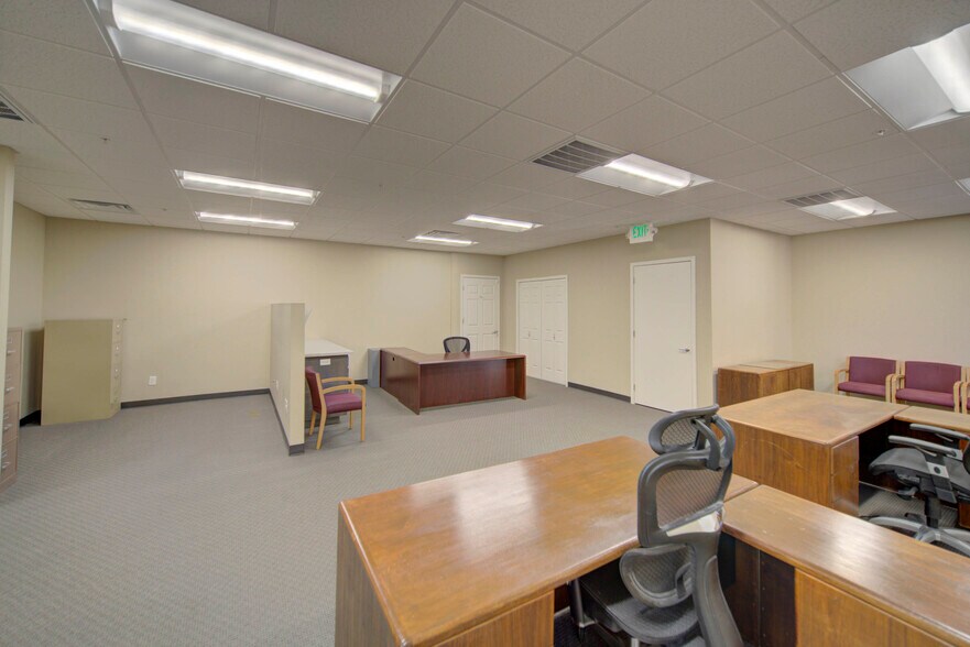 More Photos Of 437 Century Park Dr, Yuba City Office Residential For Lease