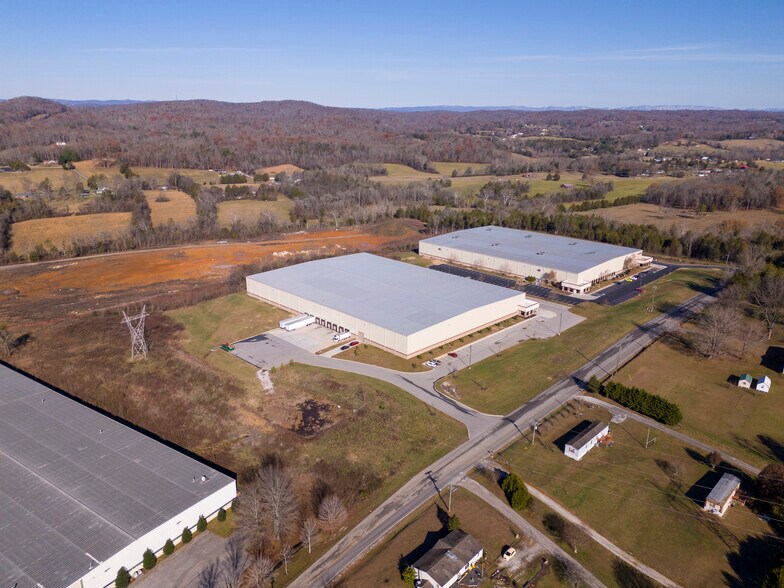 More Photos Of 1521 Mountain Rd, Andersonville Distribution For Lease