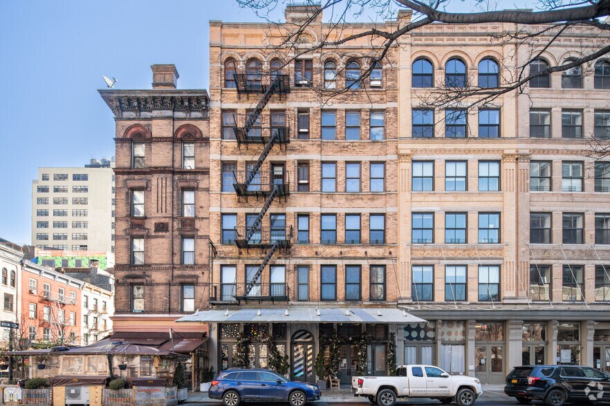 More Photos Of 349-351 Greenwich St, New York Apartments For Lease