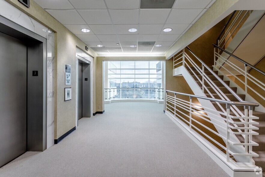 More Photos Of 10901 W 84th Ter, Lenexa Office For Sale