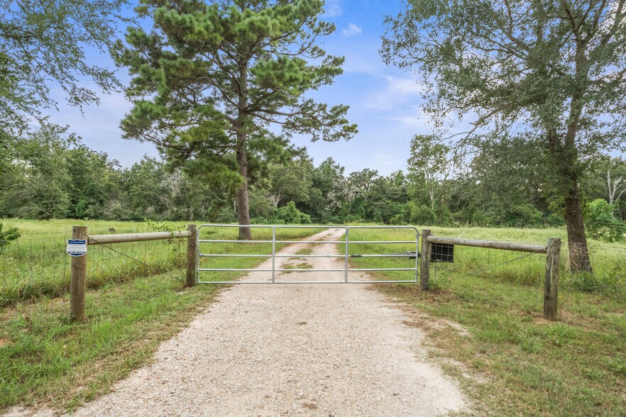 More Photos Of 27201 Double Culvert Road, Hempstead Land For Sale