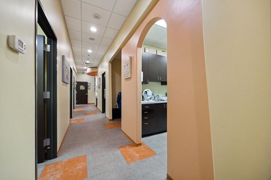 More Photos Of 5300 Ranch Point Dr, Katy Medical For Sale