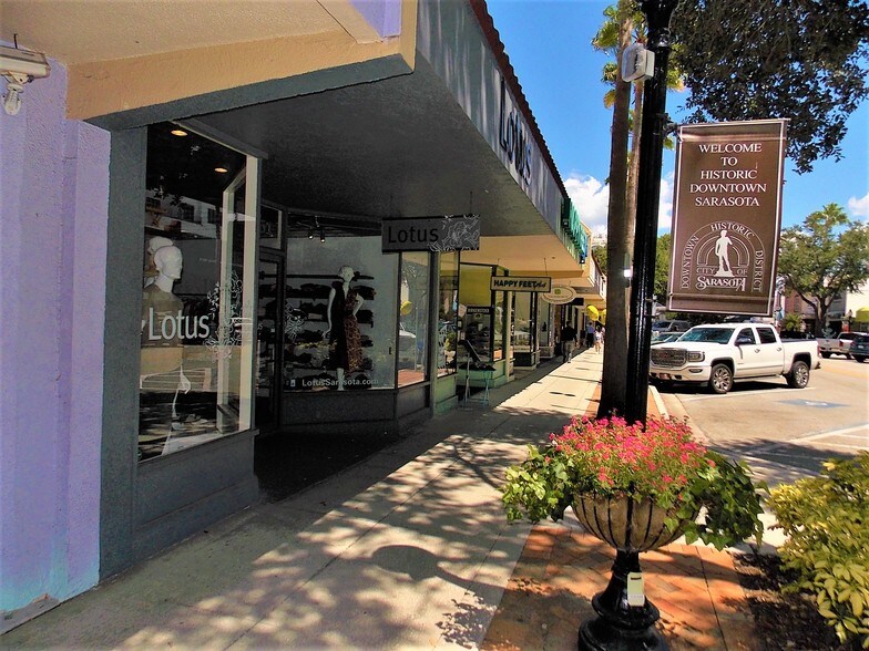 More Photos Of 1439-1443 Main St, Sarasota Storefront For Lease