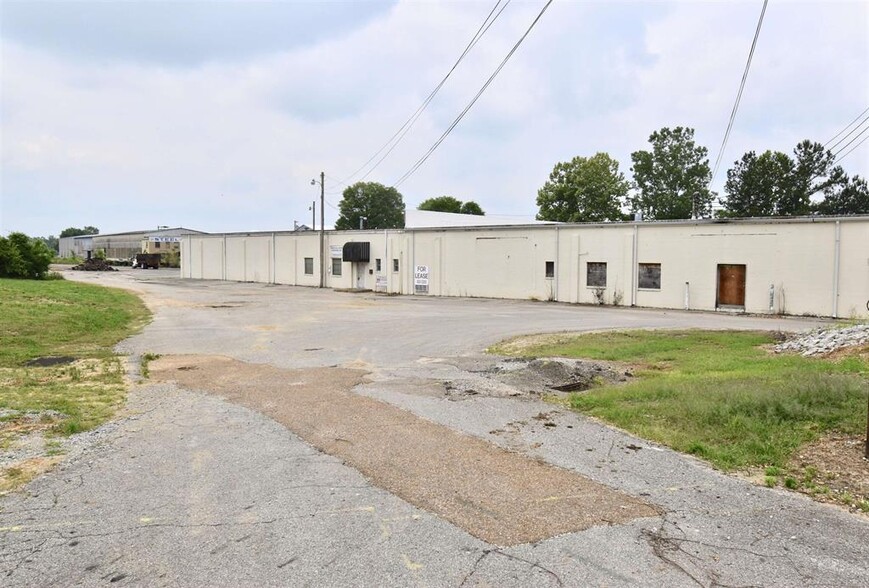 More Photos Of 205 Bellvue St, Jackson Warehouse For Lease