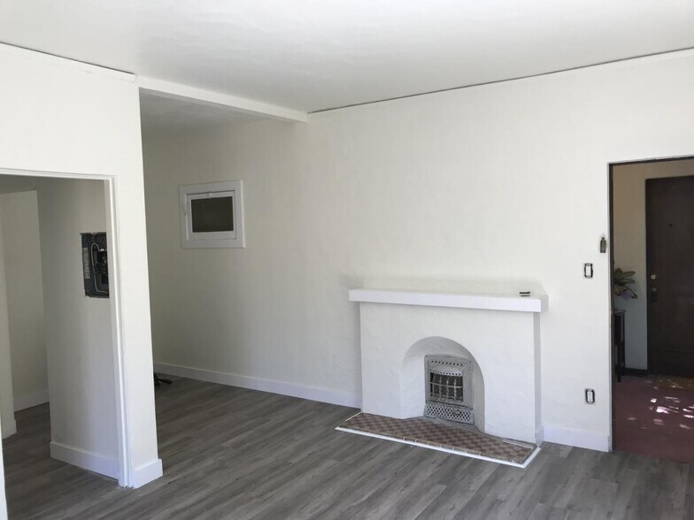 More Photos Of 3939 7th Ave, San Diego Apartments For Sale