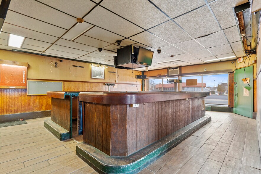 More Photos Of 2222 Macdade Blvd, Holmes Specialty For Sale