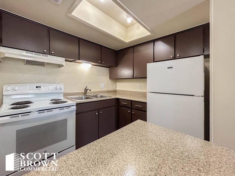 More Photos Of 2431 Stella St, Denton Apartments For Sale