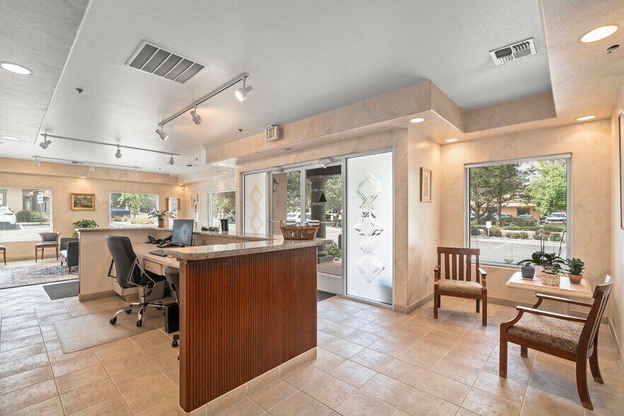 More Photos Of 530 Hammill Ln, Reno Office For Lease