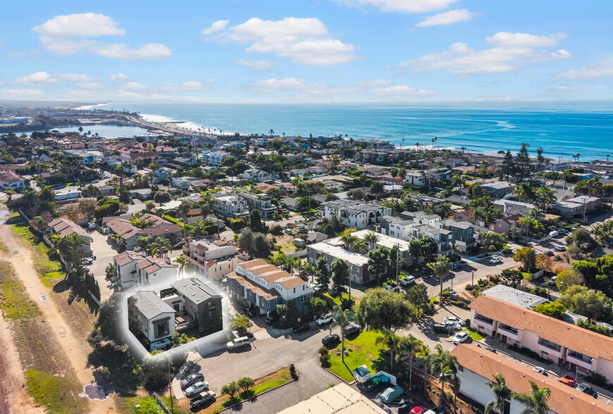 More Photos Of 385 Juniper Ave, Carlsbad Apartments For Sale