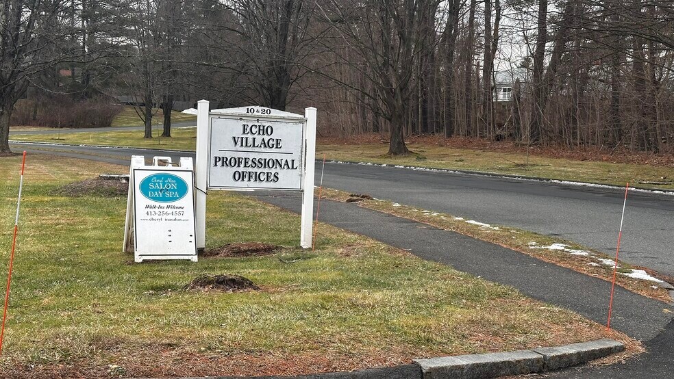 More Photos Of 10 Gatehouse Rd, Amherst Medical For Lease