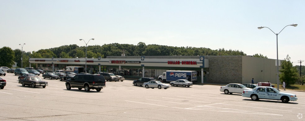 More Photos Of 2300 E Northern Pky, Baltimore Unknown For Lease