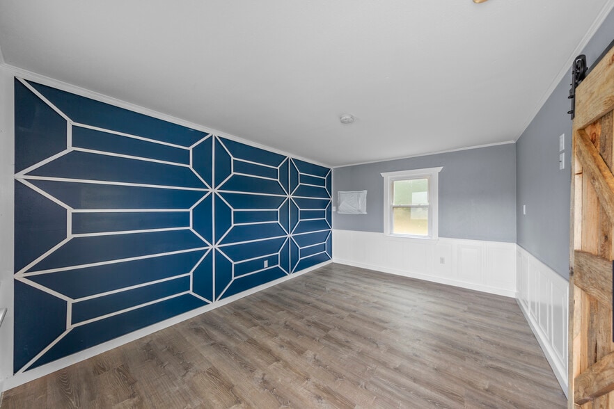 More Photos Of 497 Northfield Rd, Bernardston Hotel For Sale