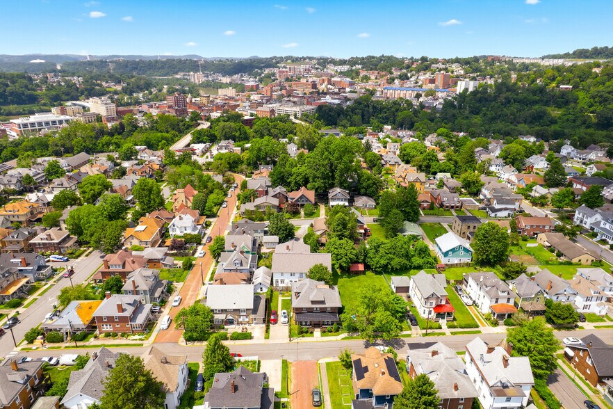 More Photos Of 320 Watts St, Morgantown Apartments For Sale