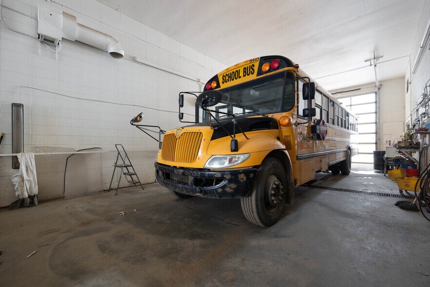 More Photos Of 8030 Golosky Av, Fort McMurray Truck Terminal For Lease