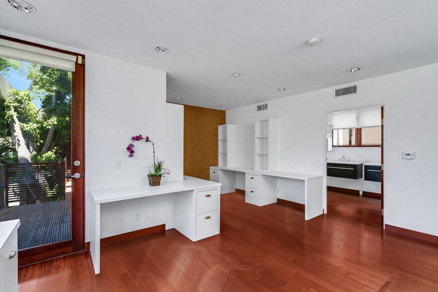 More Photos Of 1800-1808 Thayer Ave, Los Angeles Office For Lease