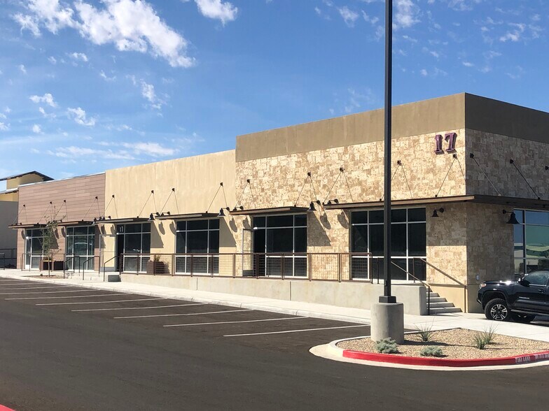 More Photos Of 1571 N Resler Dr, El Paso Unknown For Lease