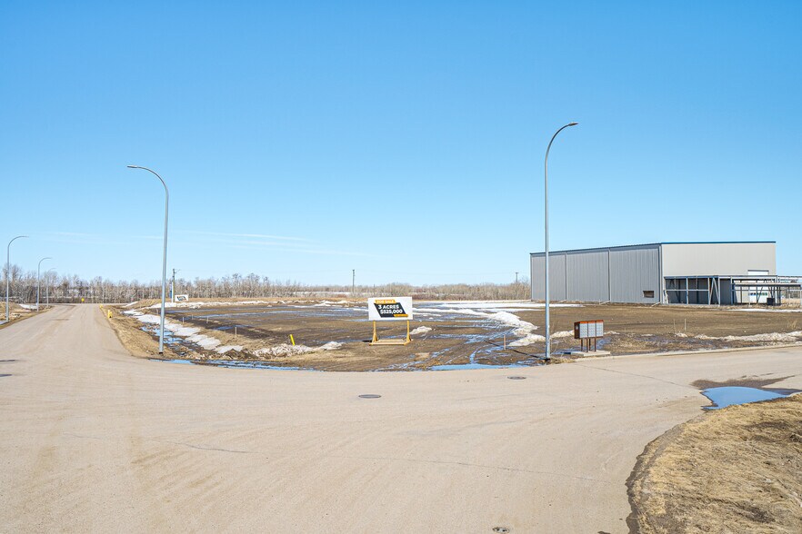 More Photos Of 6926 66 St, Lloydminster Land For Sale