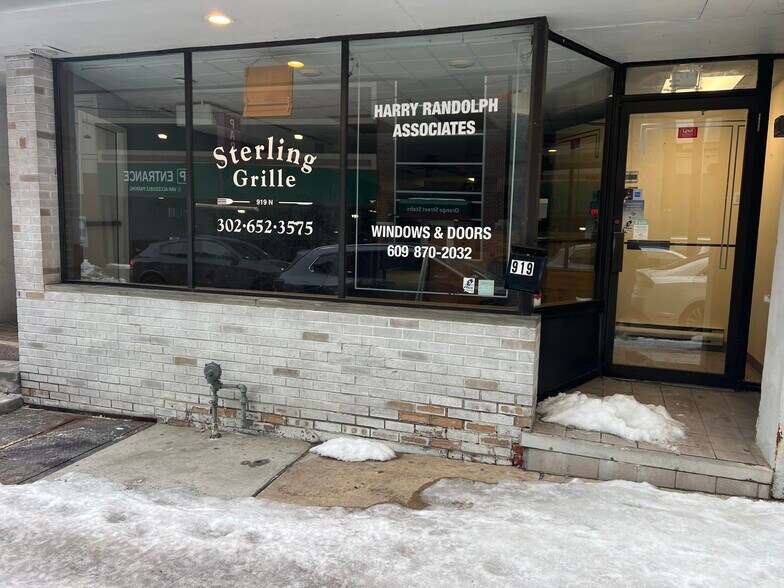 More Photos Of 919 N Orange St, Wilmington Storefront Retail Residential For Sale