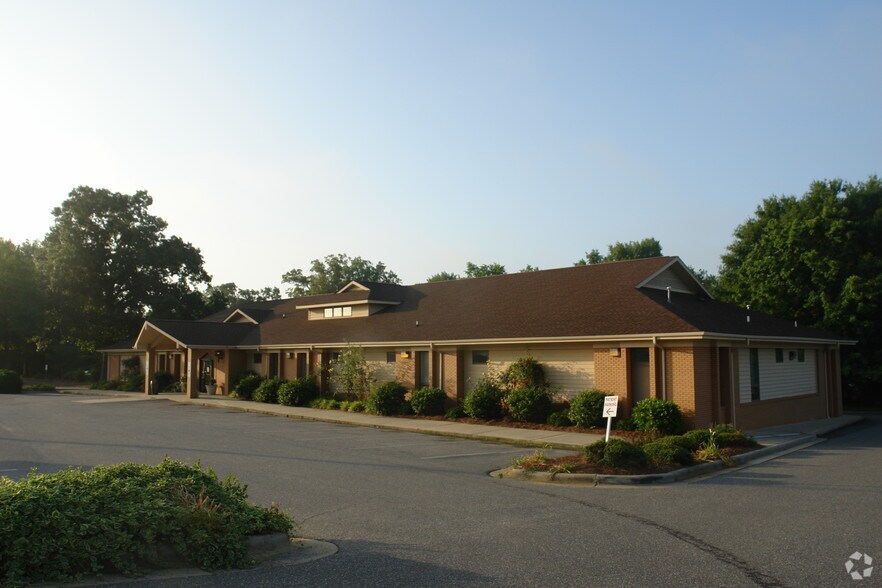 More Photos Of 1225 E Garrison Blvd, Gastonia Medical For Sale