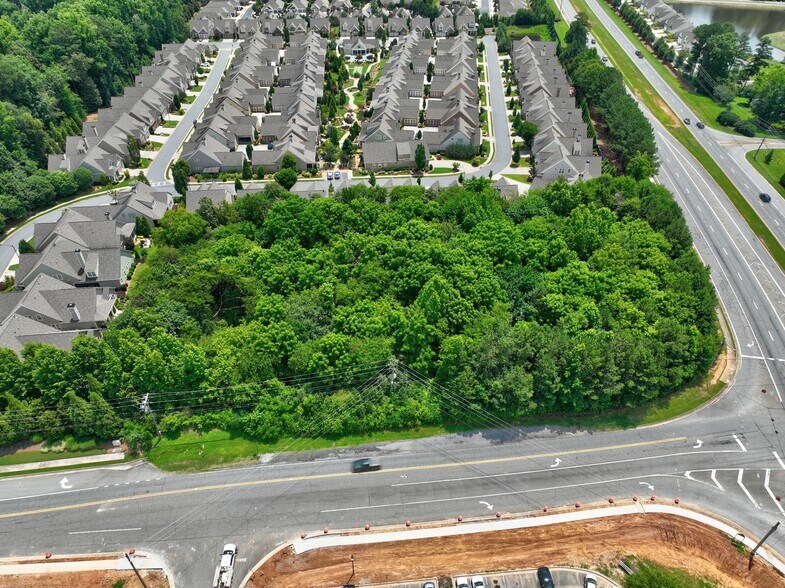 More Photos Of 1299 W Wylie Bridge Rd, Woodstock Land For Lease