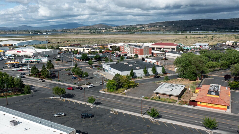 More Photos Of 1776 Washburn Way, Klamath Falls Medical For Sale