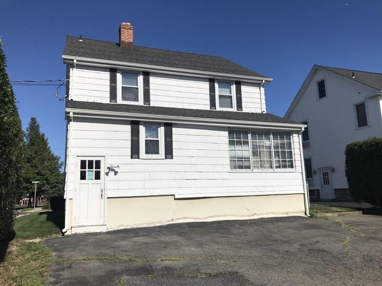 More Photos Of 2 Sherman Ct, Fairfield Office For Sale