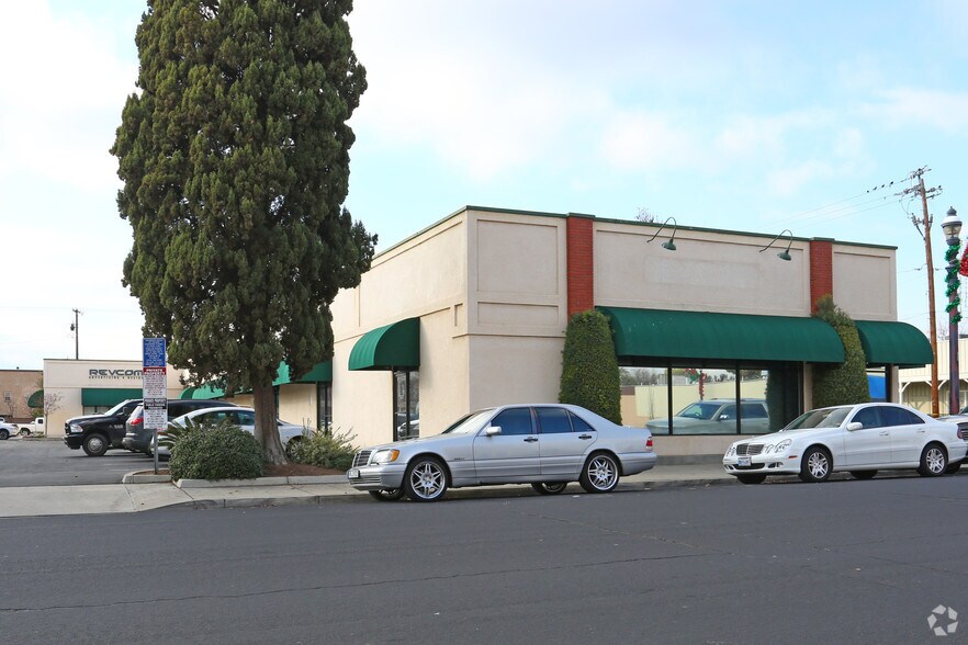 More Photos Of 400-420 Bullard Ave, Clovis Office For Lease