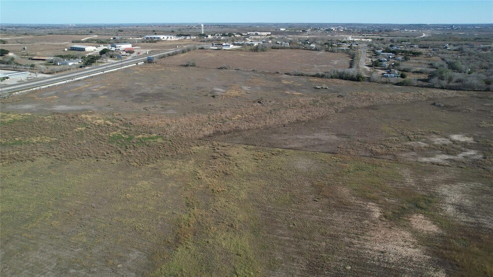 More Photos Of TBD HWY 181, Karnes City Land For Sale